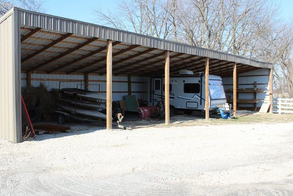 118 N Monroe St, Brookfield, MO 64628